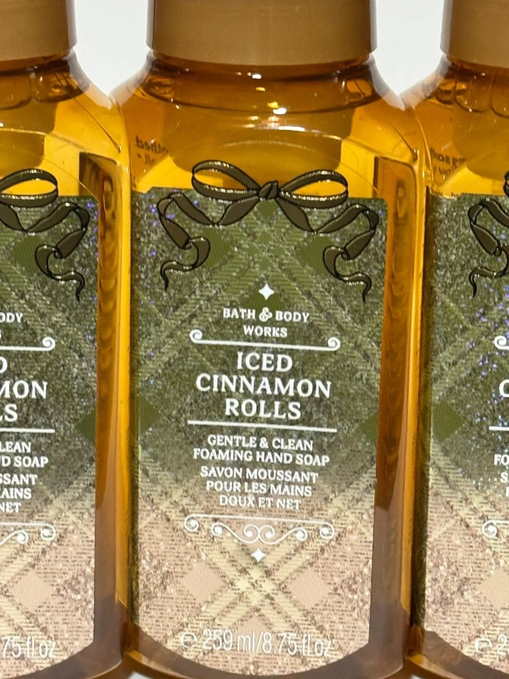 ICED CINNAMON ROLLS Foaming Hand Soap